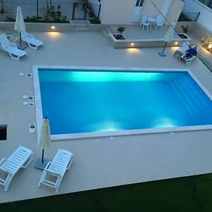 3* Gostinjska kuća Punta Grzan